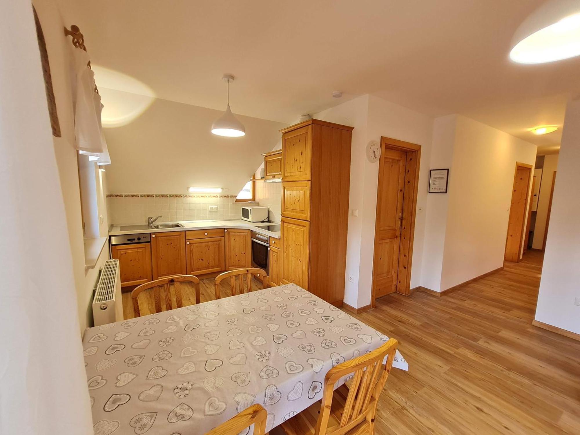 Apartments Karmen Rateče Eksteriør billede