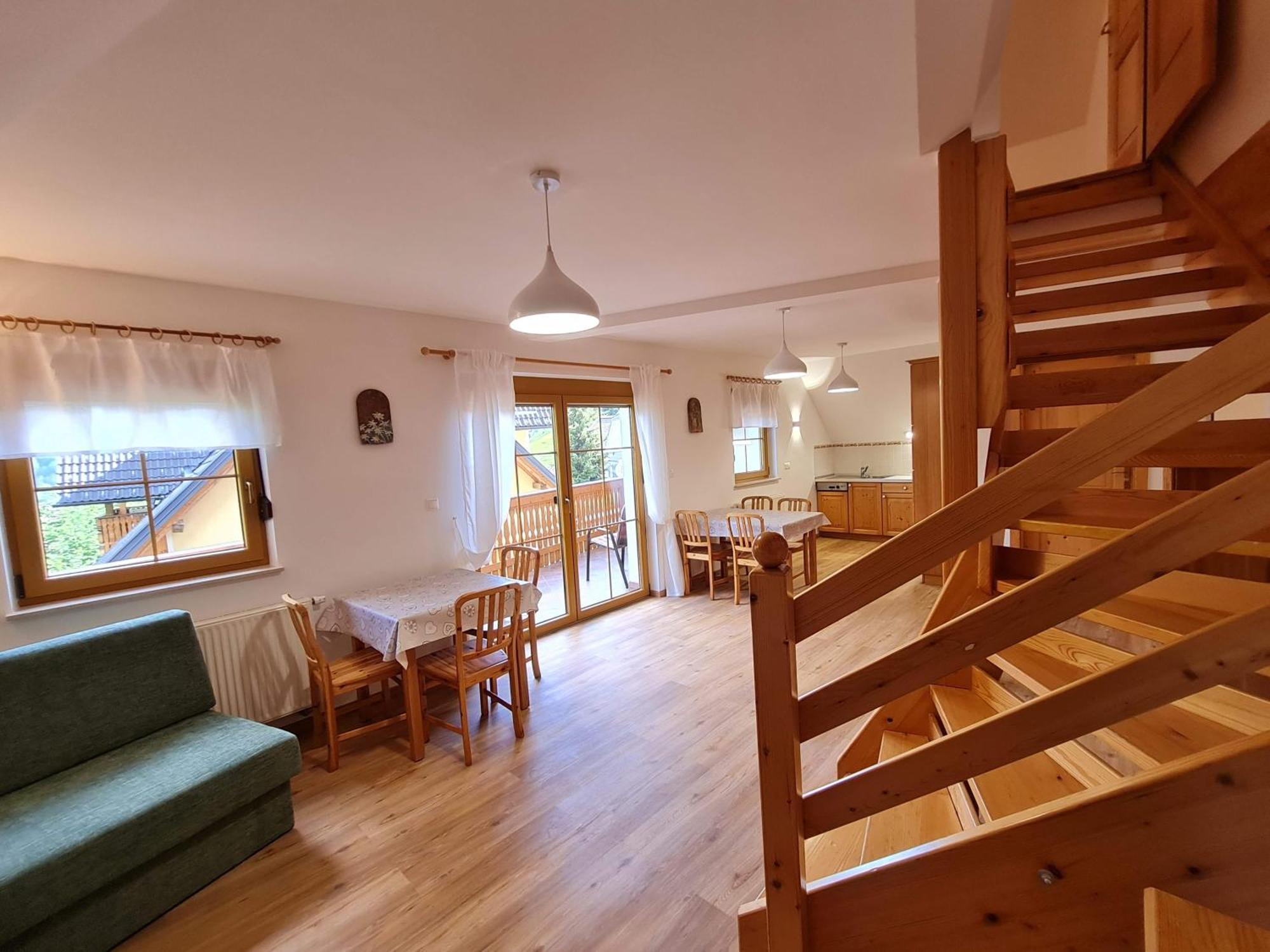 Apartments Karmen Rateče Eksteriør billede