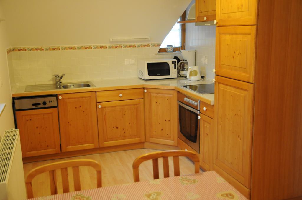 Apartments Karmen Rateče Eksteriør billede